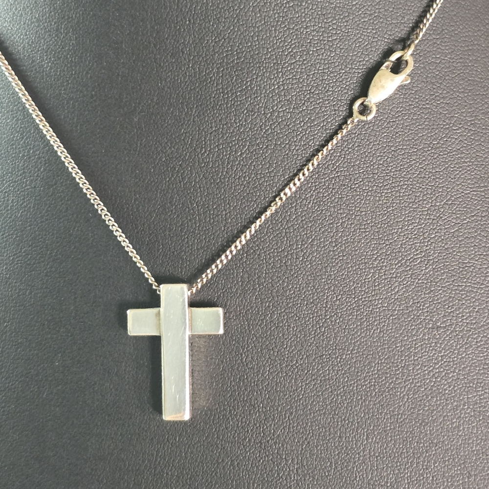 Gucci Sterling SIilver Cross Necklace